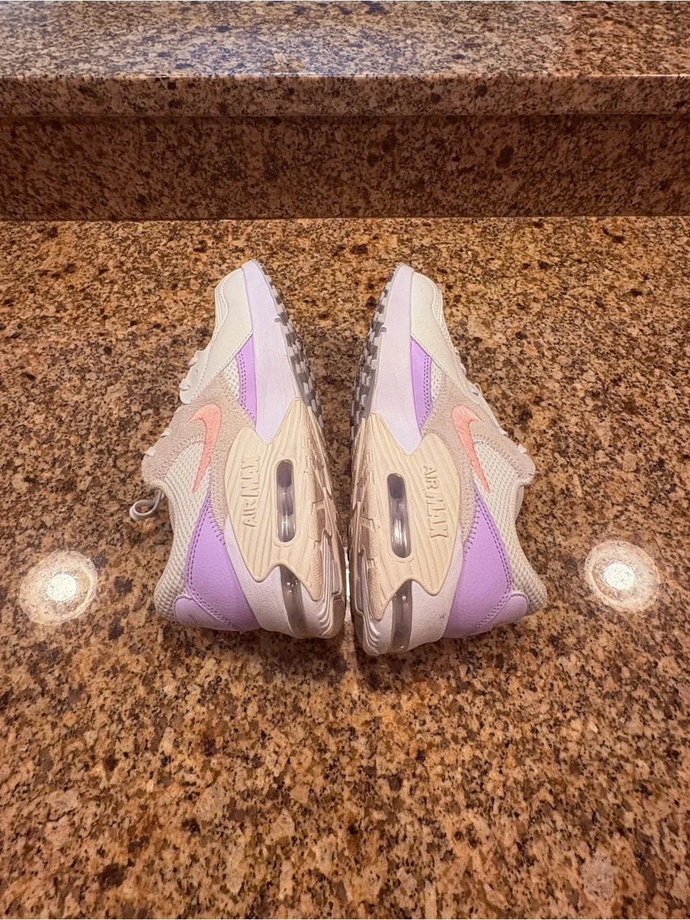 Nike reposhing this